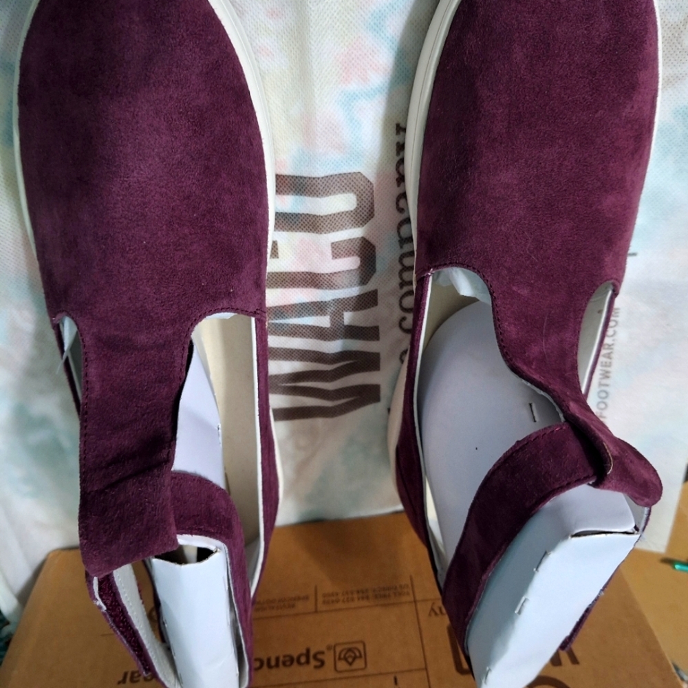 Spenco footwear burgundy Slip-On Flats with Soft Material and Rounded Toe 9.5W